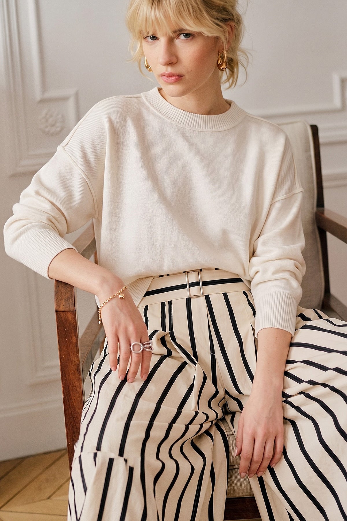 CLASSIC CREW NECK SWEATER – BROWN & IVORY