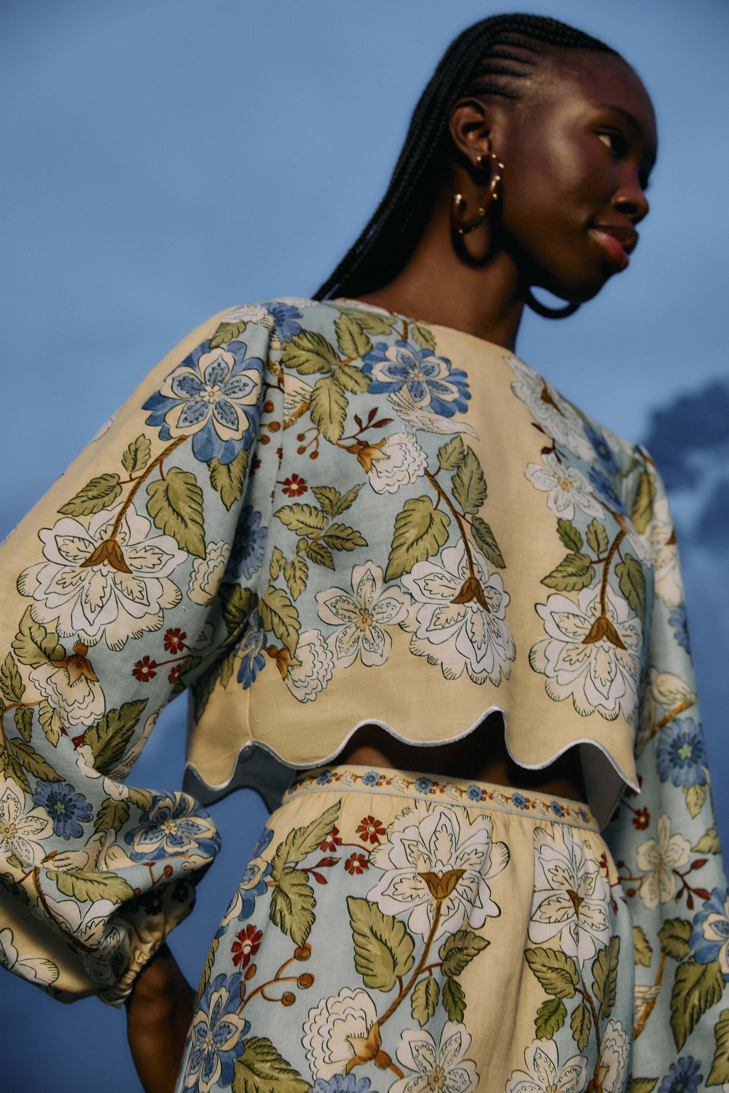 GARDEN SCARF LS BLOUSE