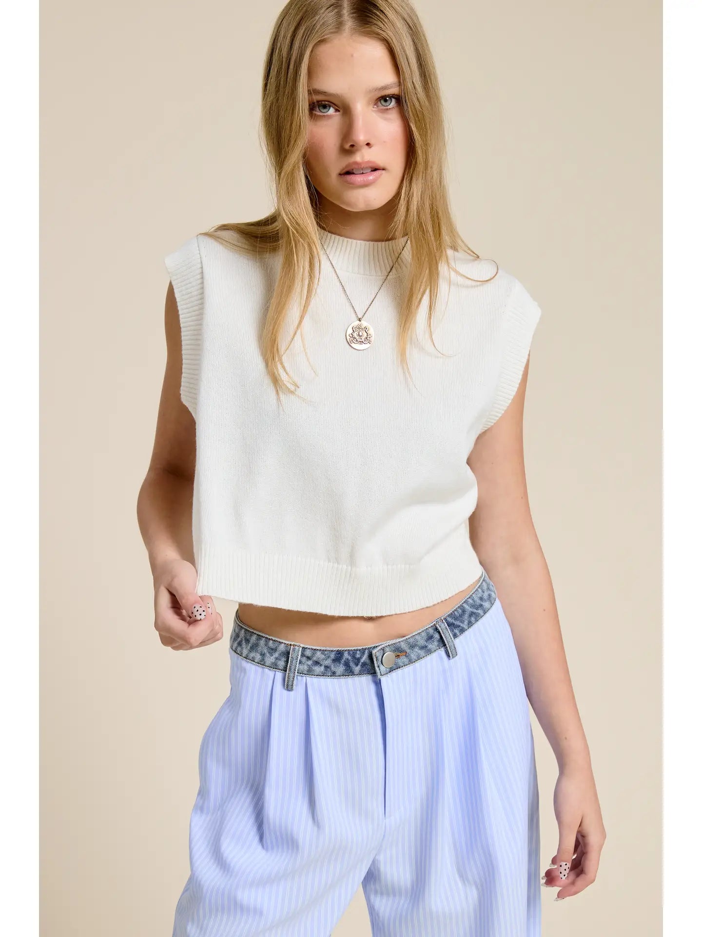 KNIT TOP