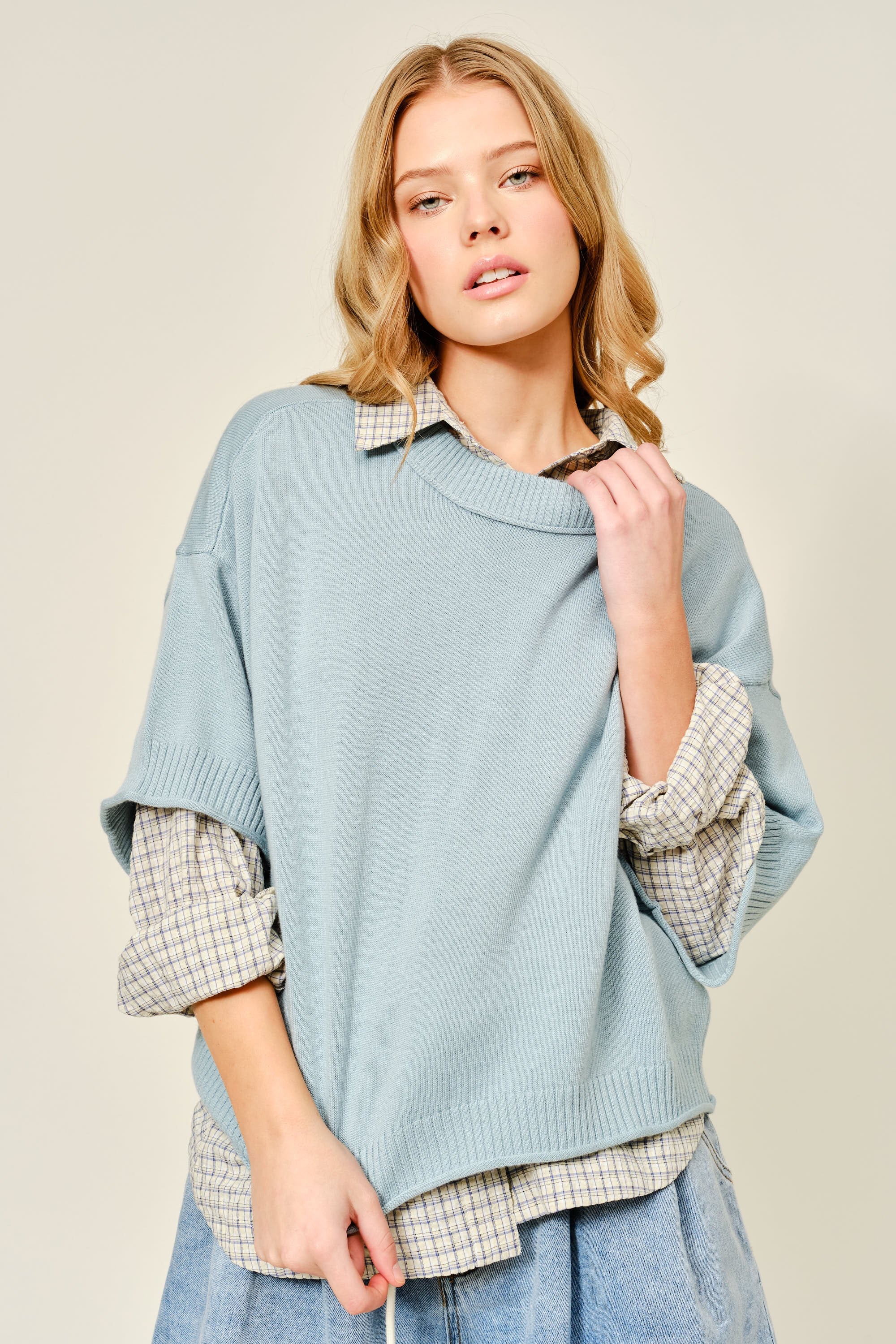 SHORT SLEEVE SWEATER