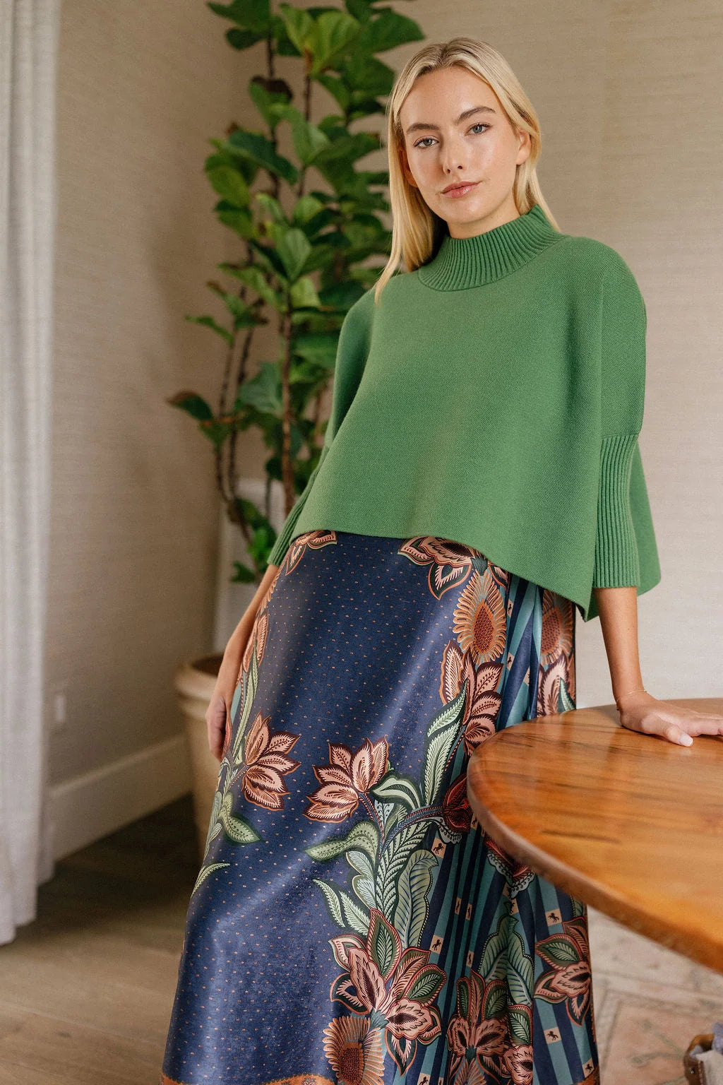 SOPHIA SWEATER