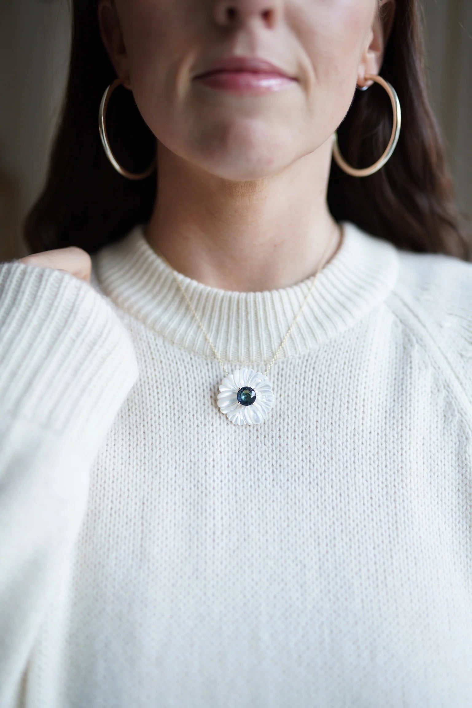 MOTHER OF PEARL NECKLACE