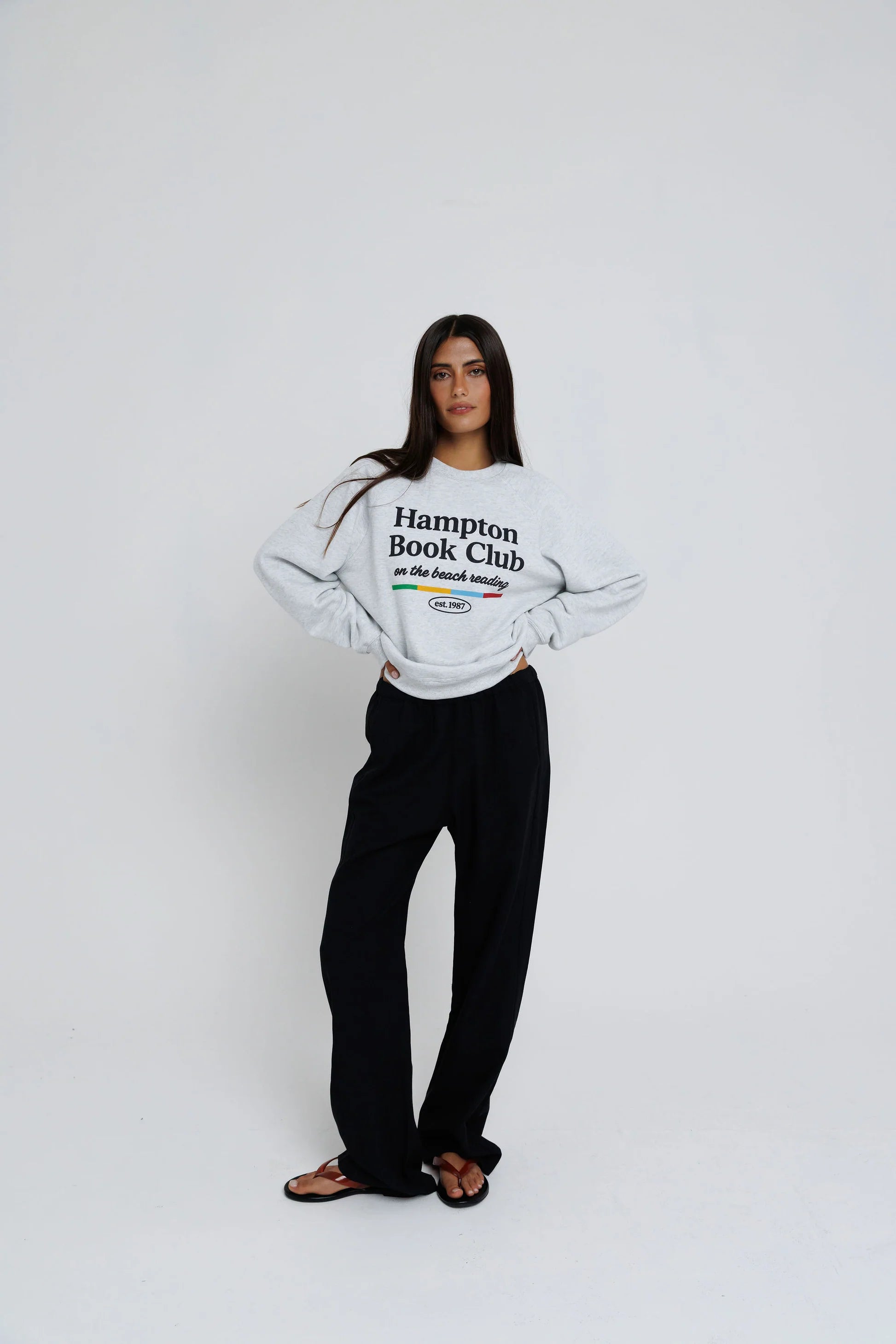 HAMPTON BOOK CLUB | SWEATSHIRT