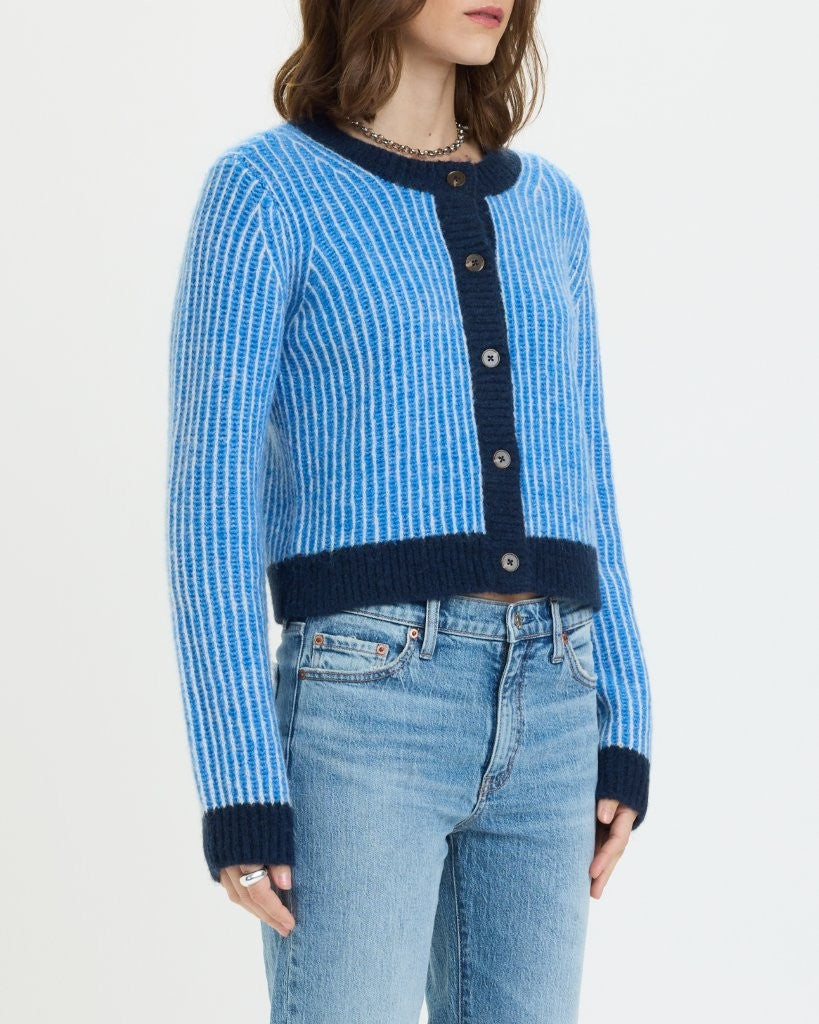 MUSE CARDI