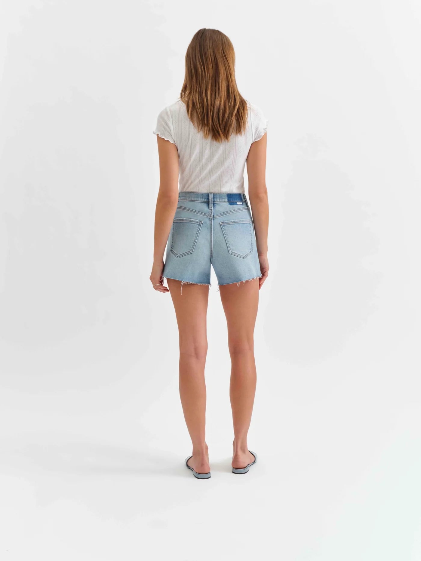 BOTTOM LINE DENIM SHORT