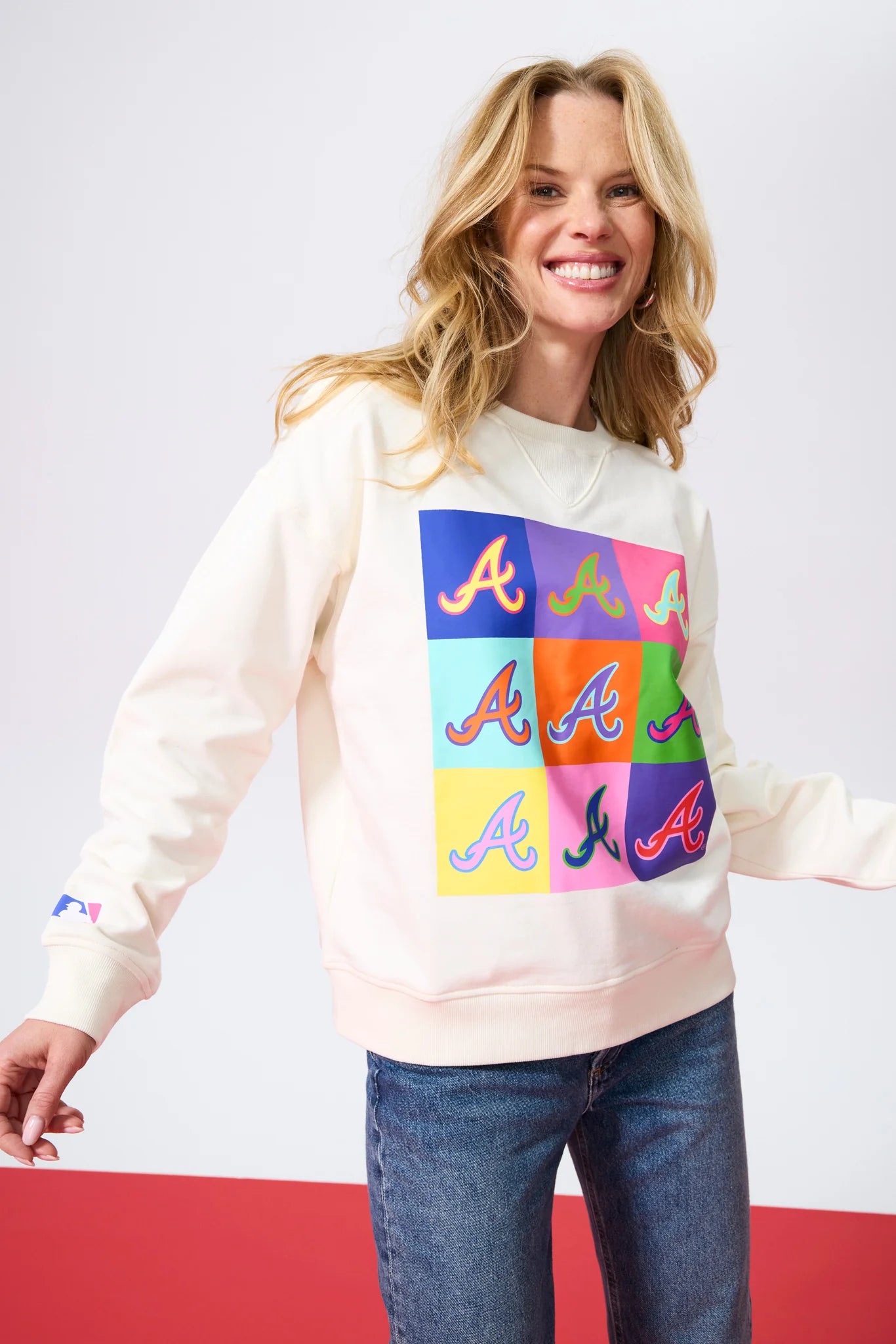 NEON LOGO CREWNECK