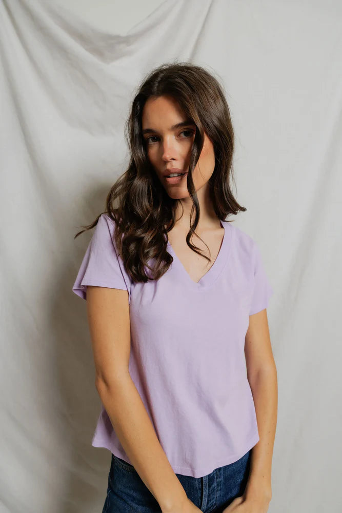 HENDRIX V NECK