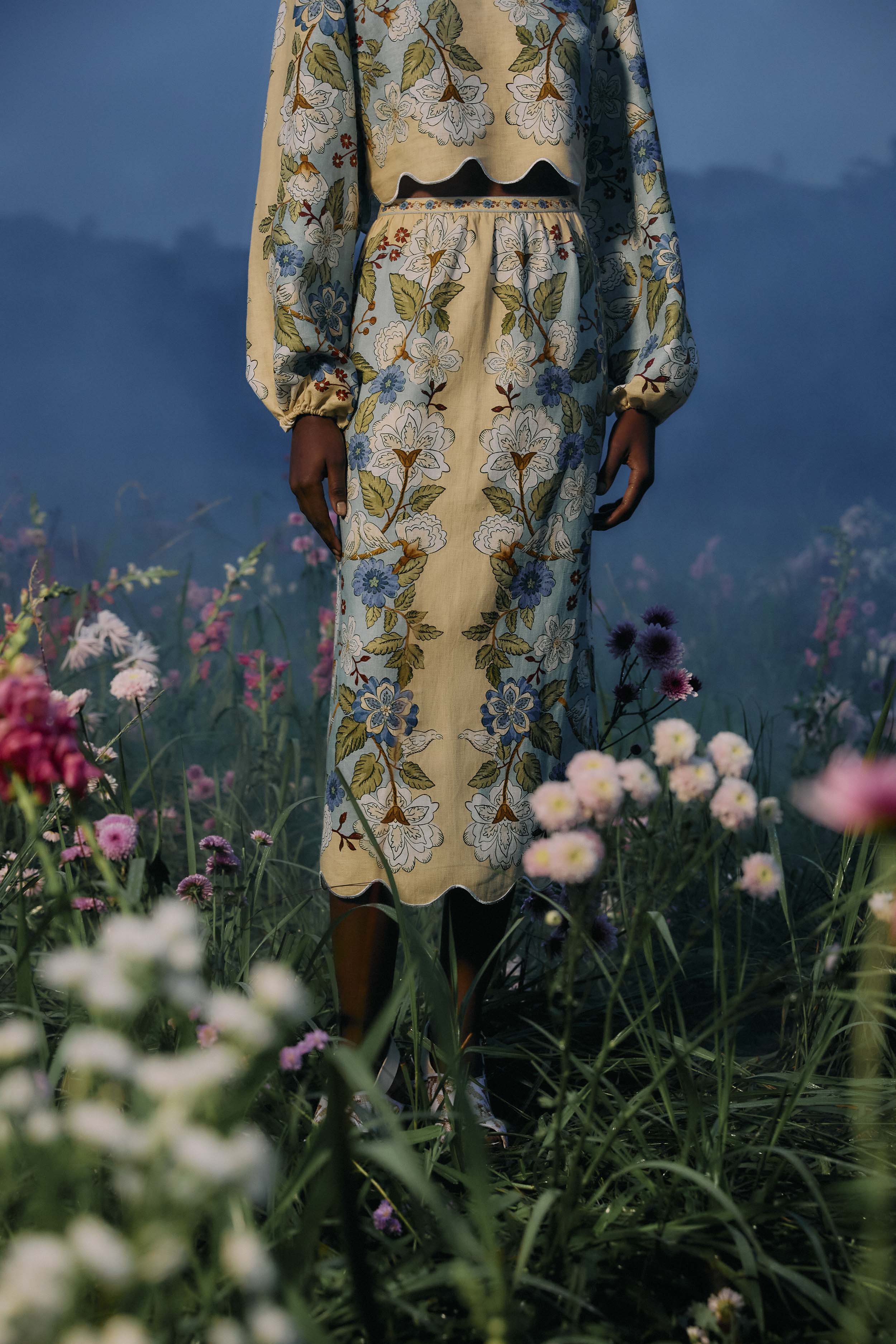 GARDEN SCARF MIDI SKIRT