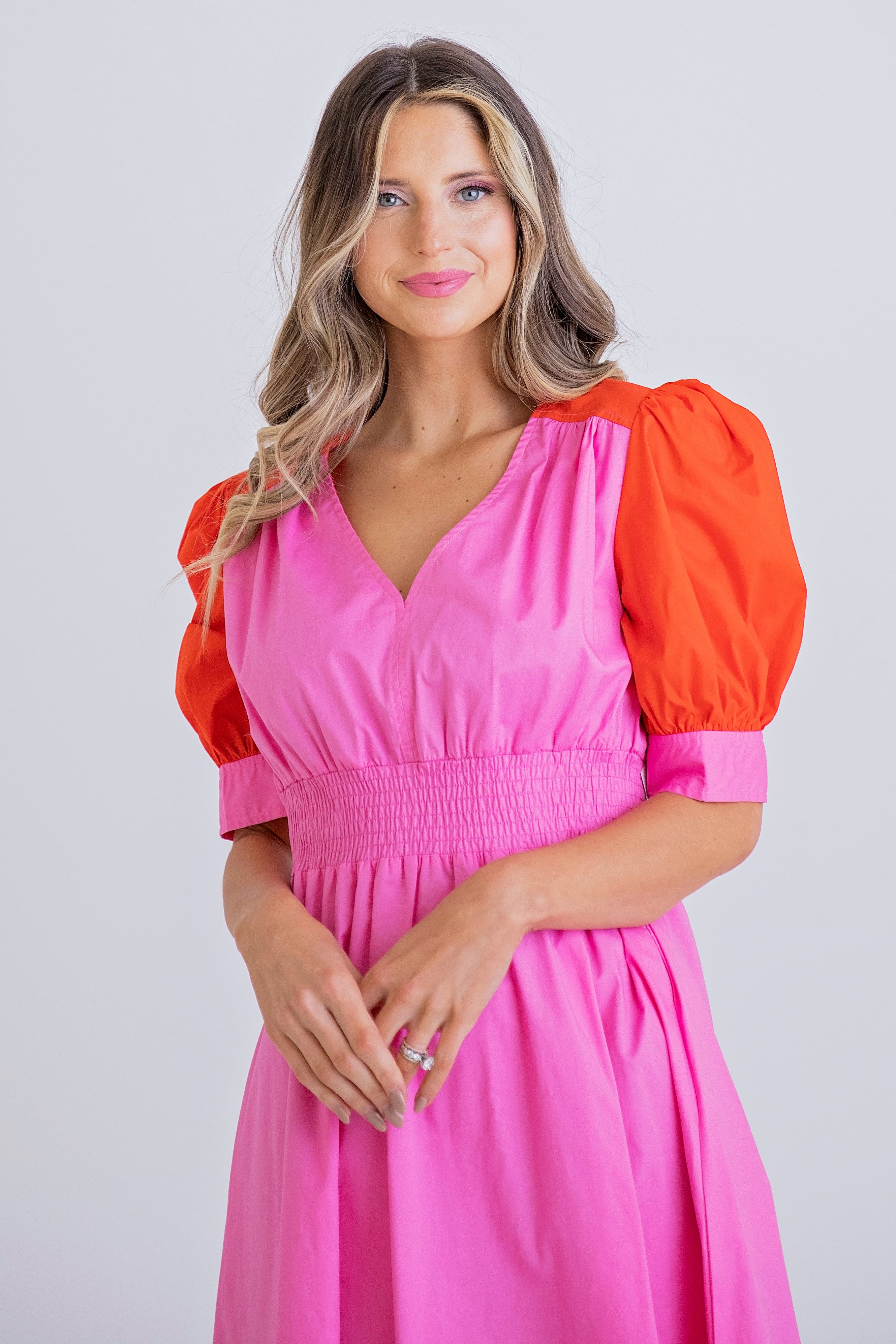 COLORBLOCK POPLIN VNECK DRESS