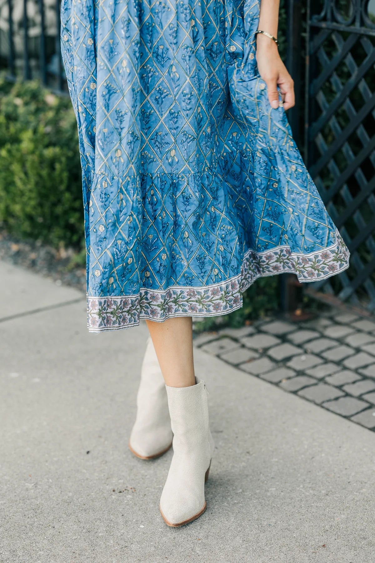 CLOVER DRESS IN SKY BLUE