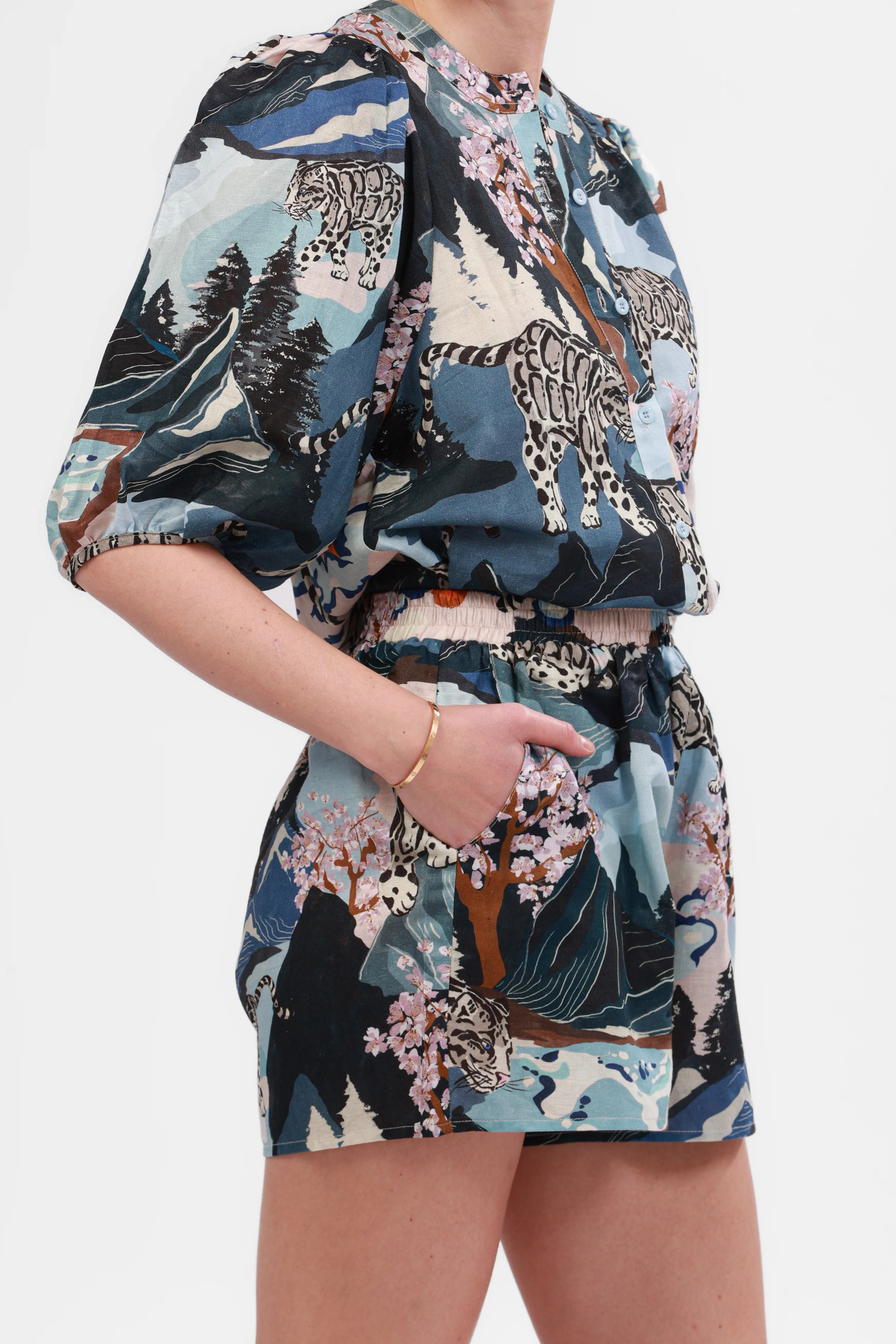 BALLOON SHIRT SNOW LEOPARD