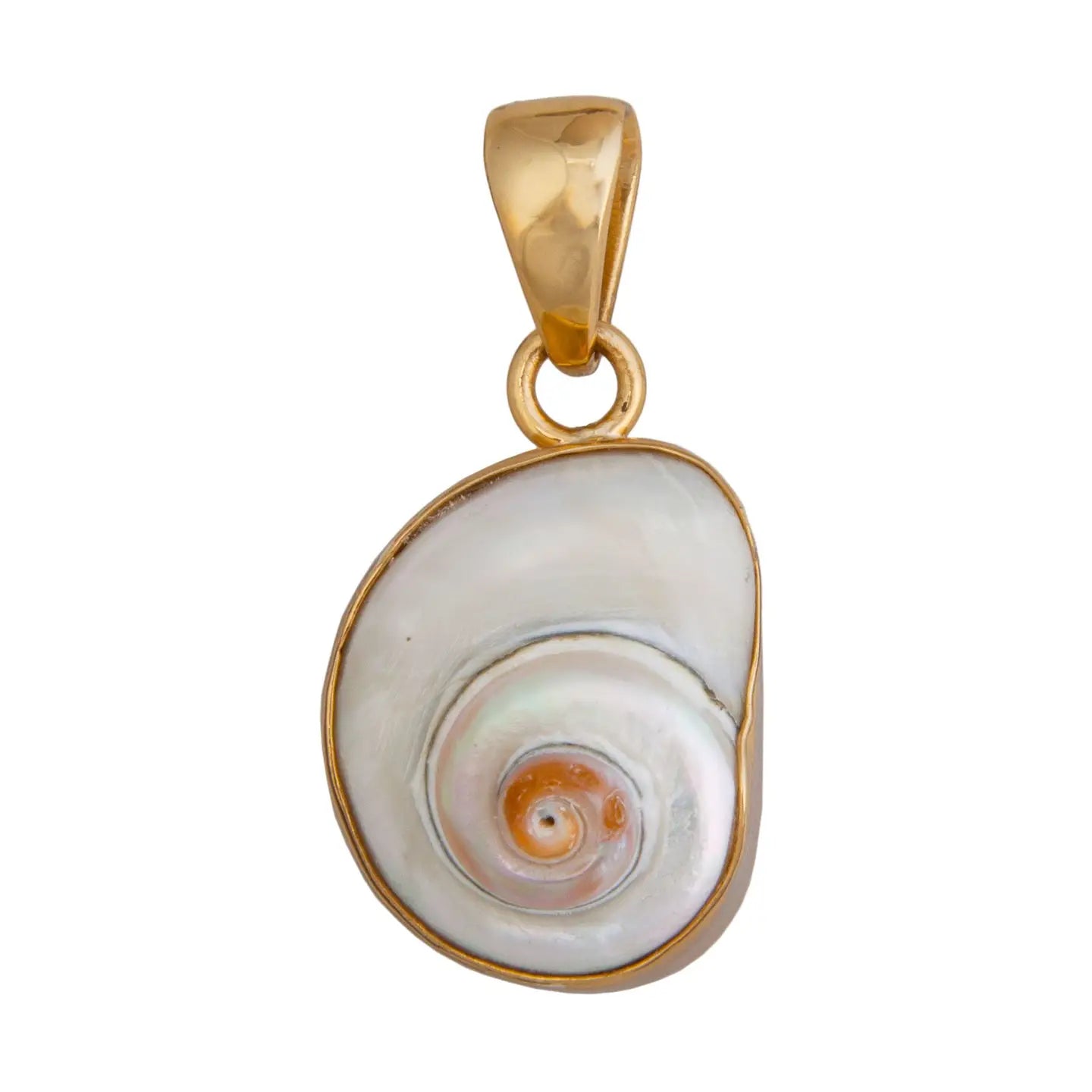 CINNERUS SHELL PENDANT