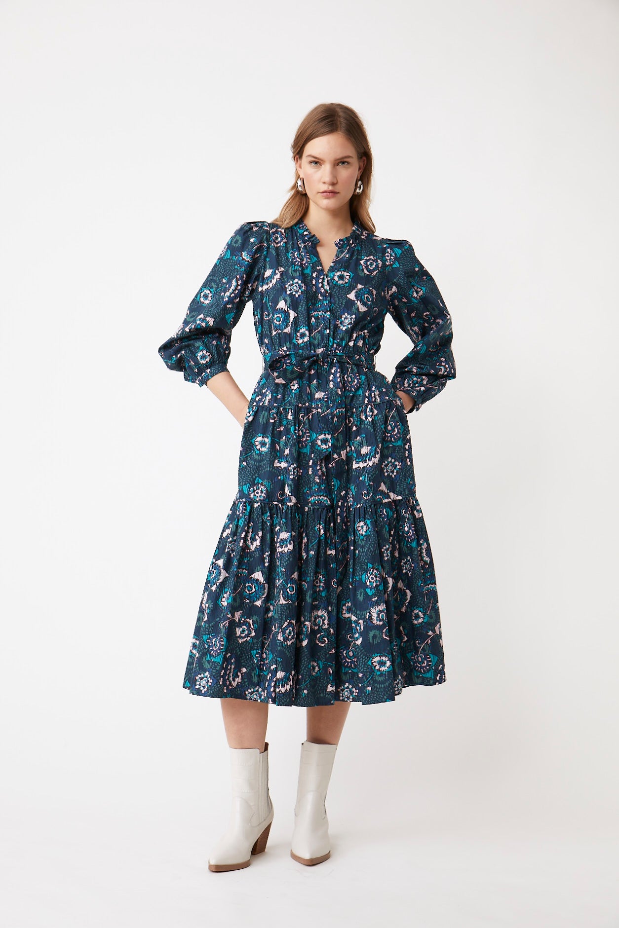 CREST DRESS
