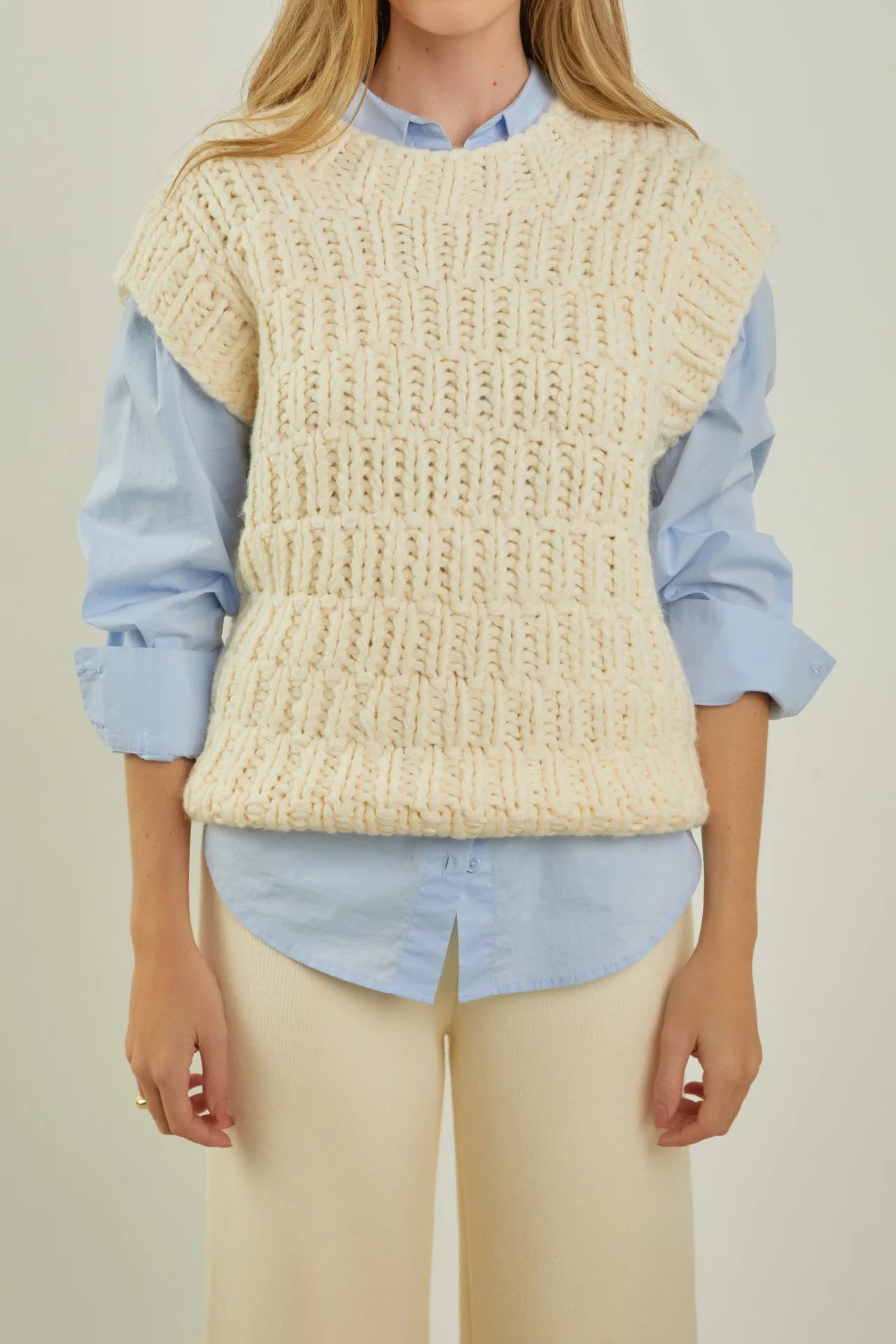 CHUNKY KNIT SWEATER VEST