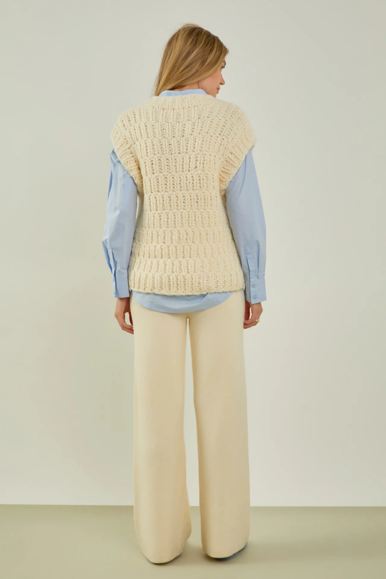 CHUNKY KNIT SWEATER VEST