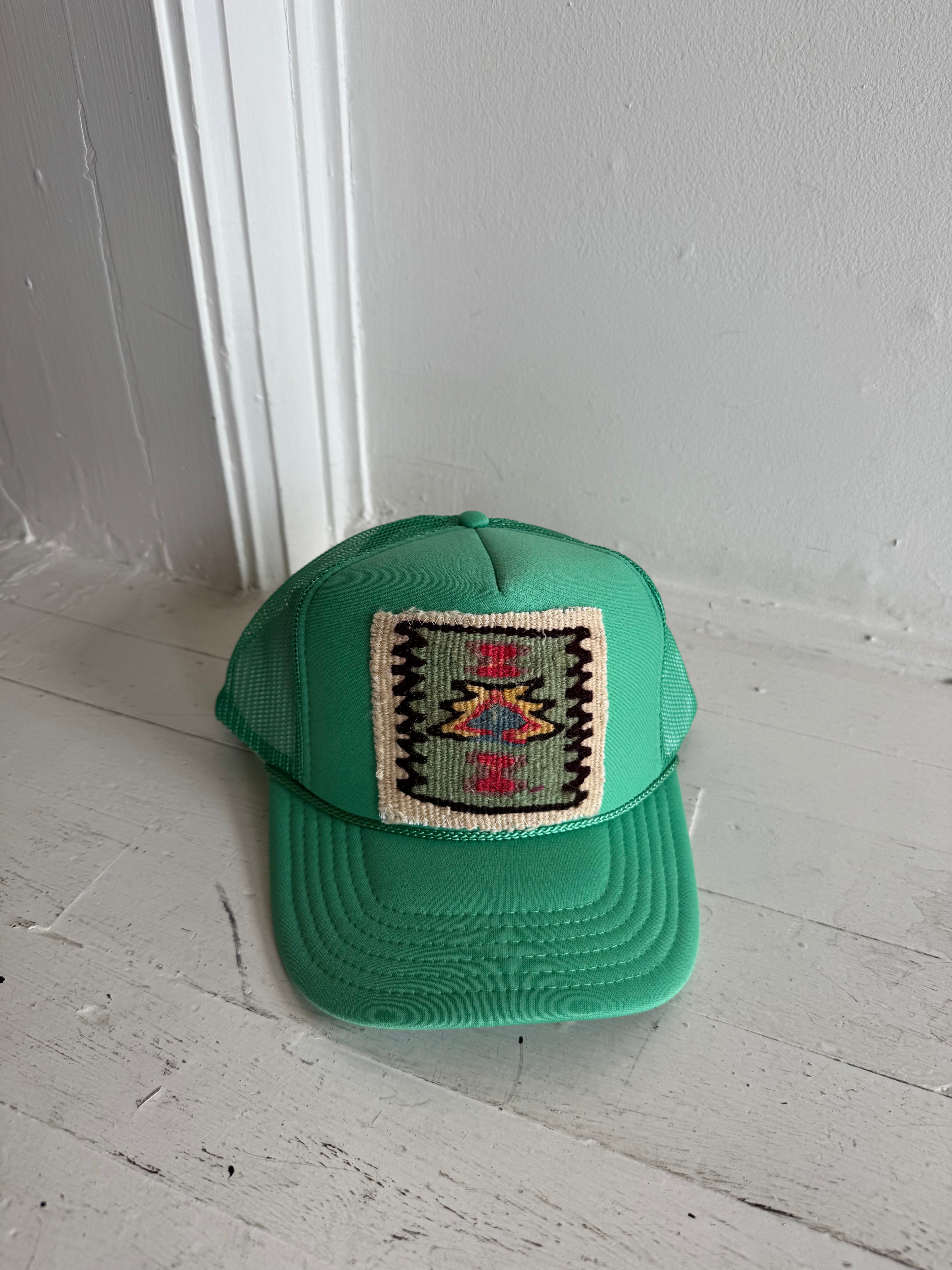 TRUCKER KILIM