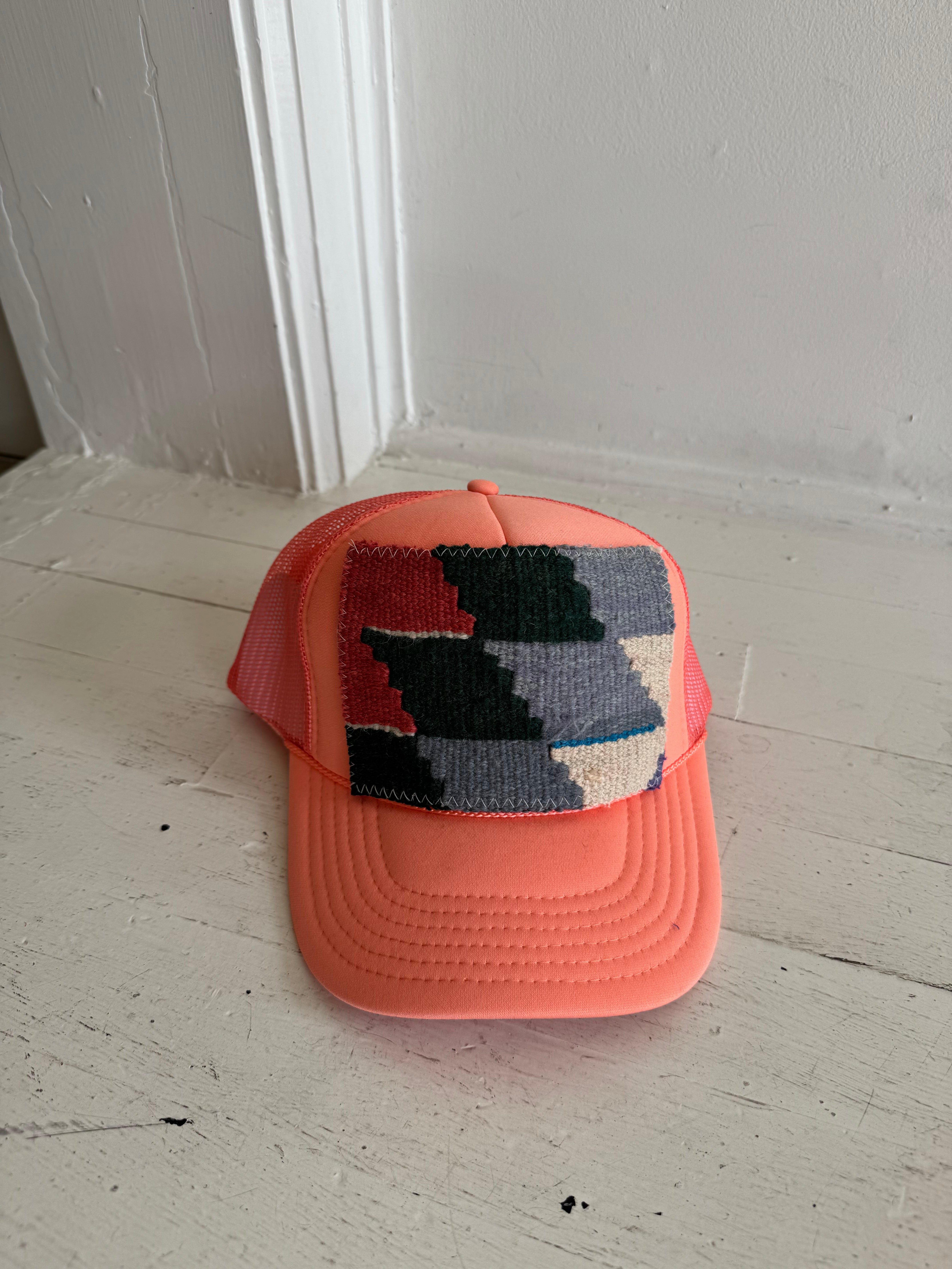 TRUCKER KILIM