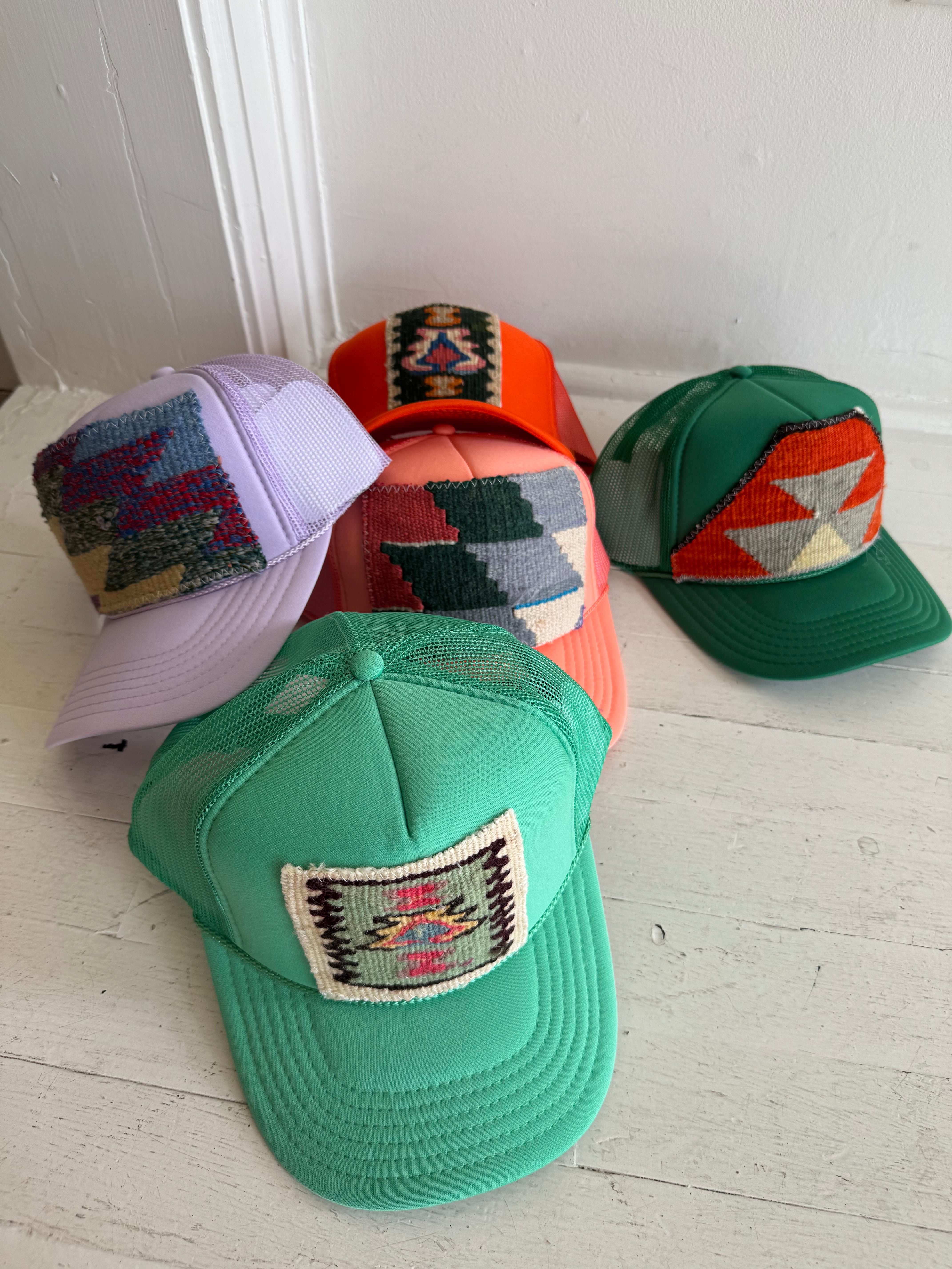 TRUCKER KILIM