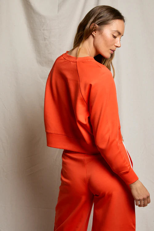 NELLTRAVEL SWEATSHIRT