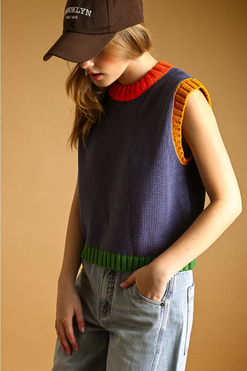 KNIT TOP