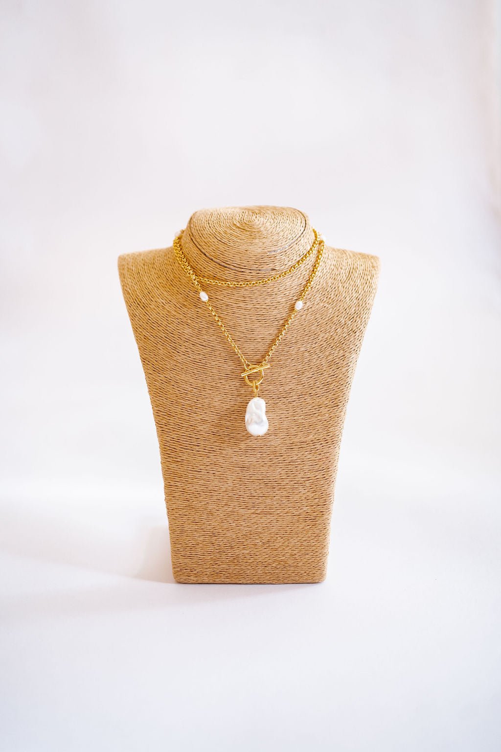 Betsy Necklace - 18k Gold Plating and Freshwater pearls