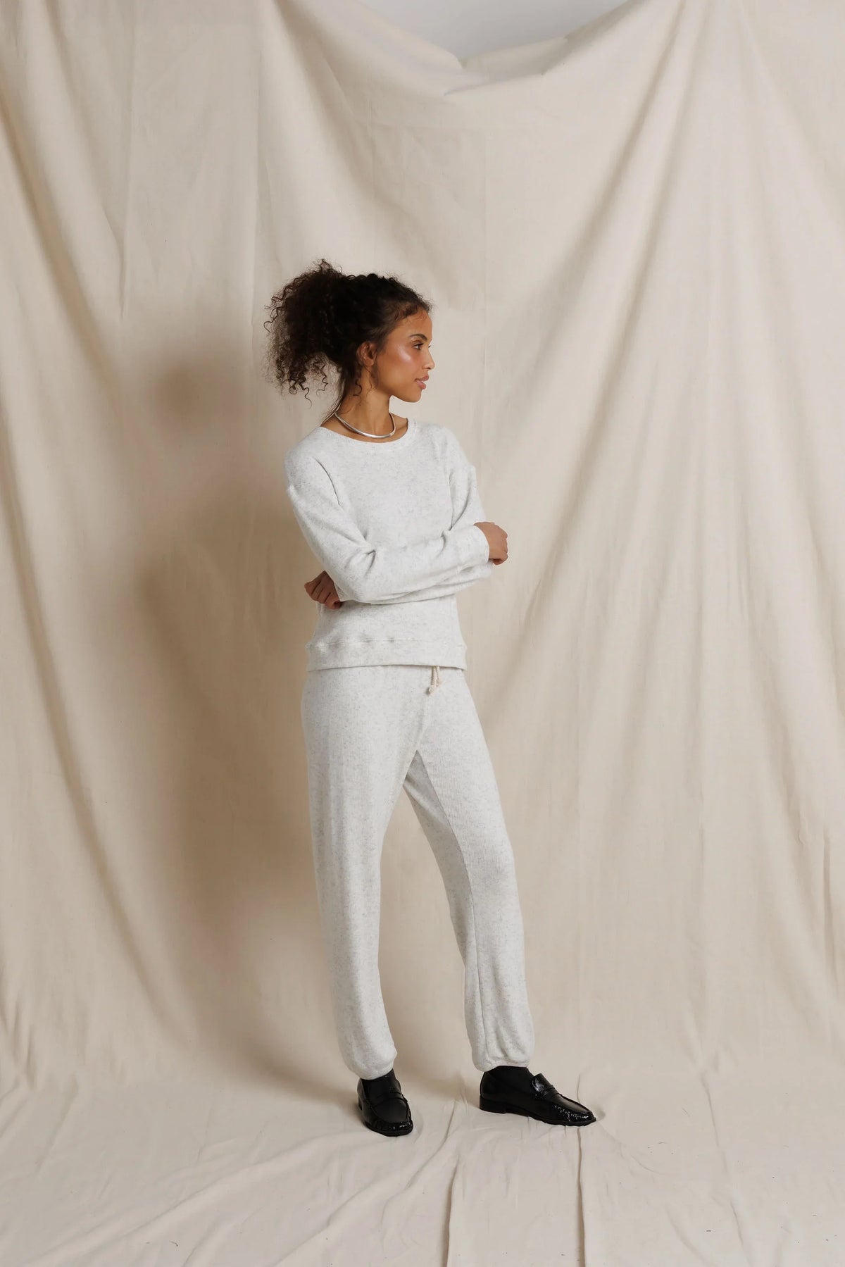 PERFECT WHITE TEE BRYNN SWEATPANTS