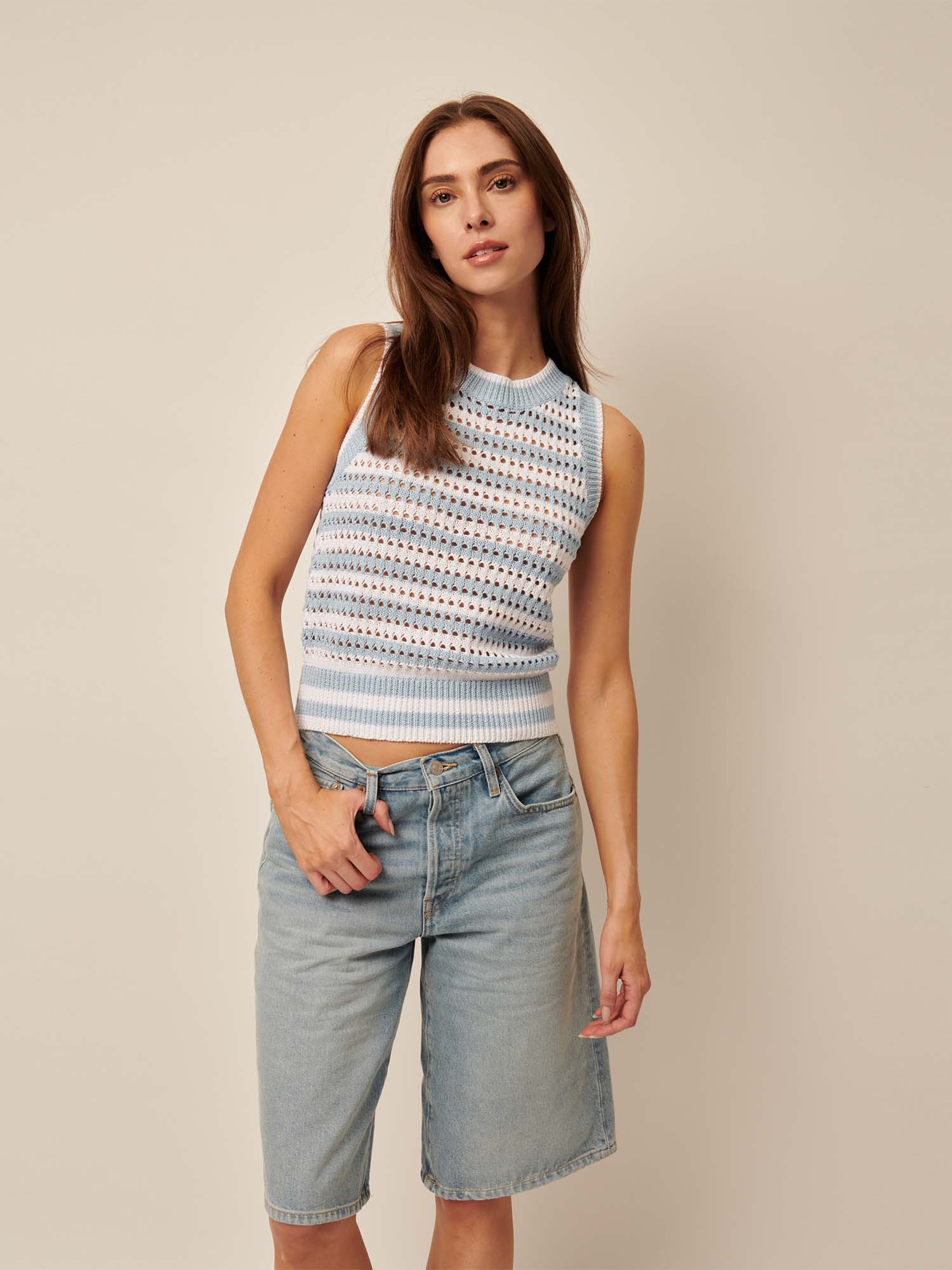 DAISY TOP
