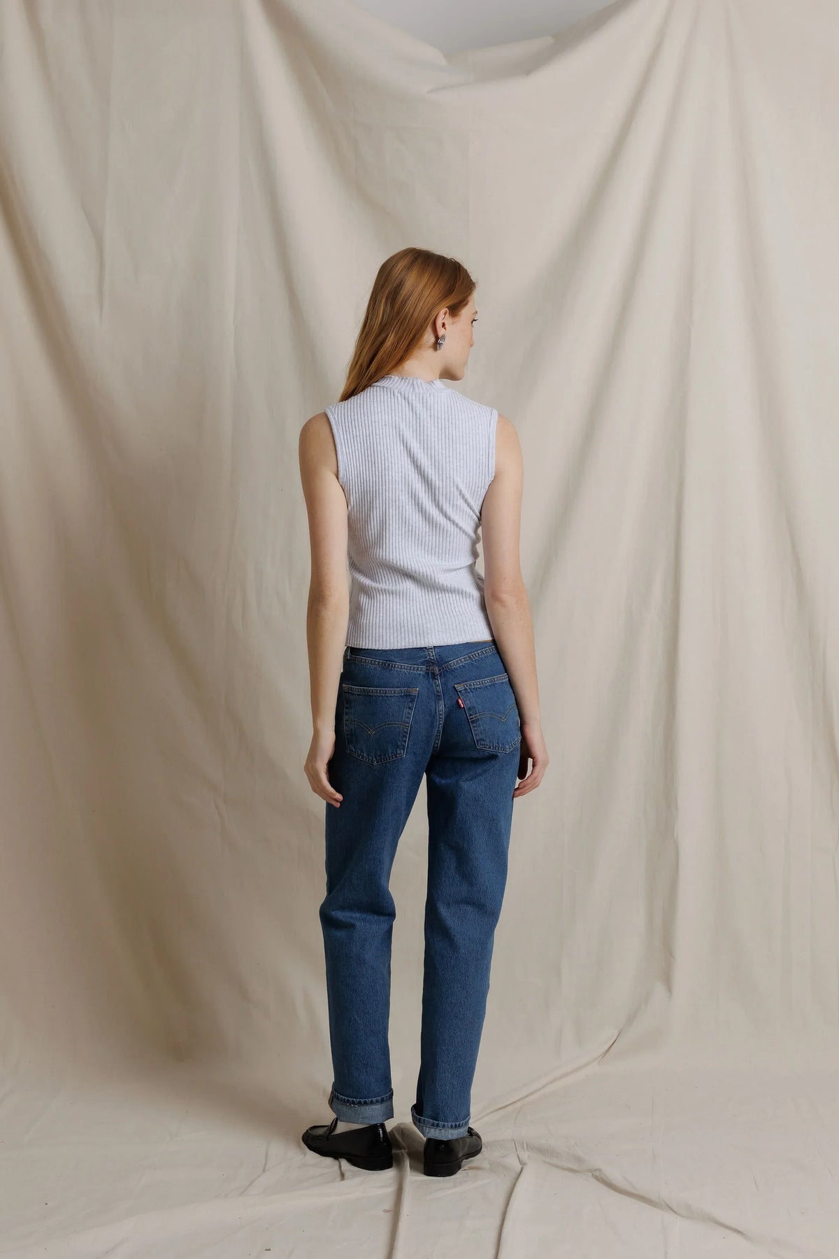 PERFECT WHITE TEE VIOLET SWEATER